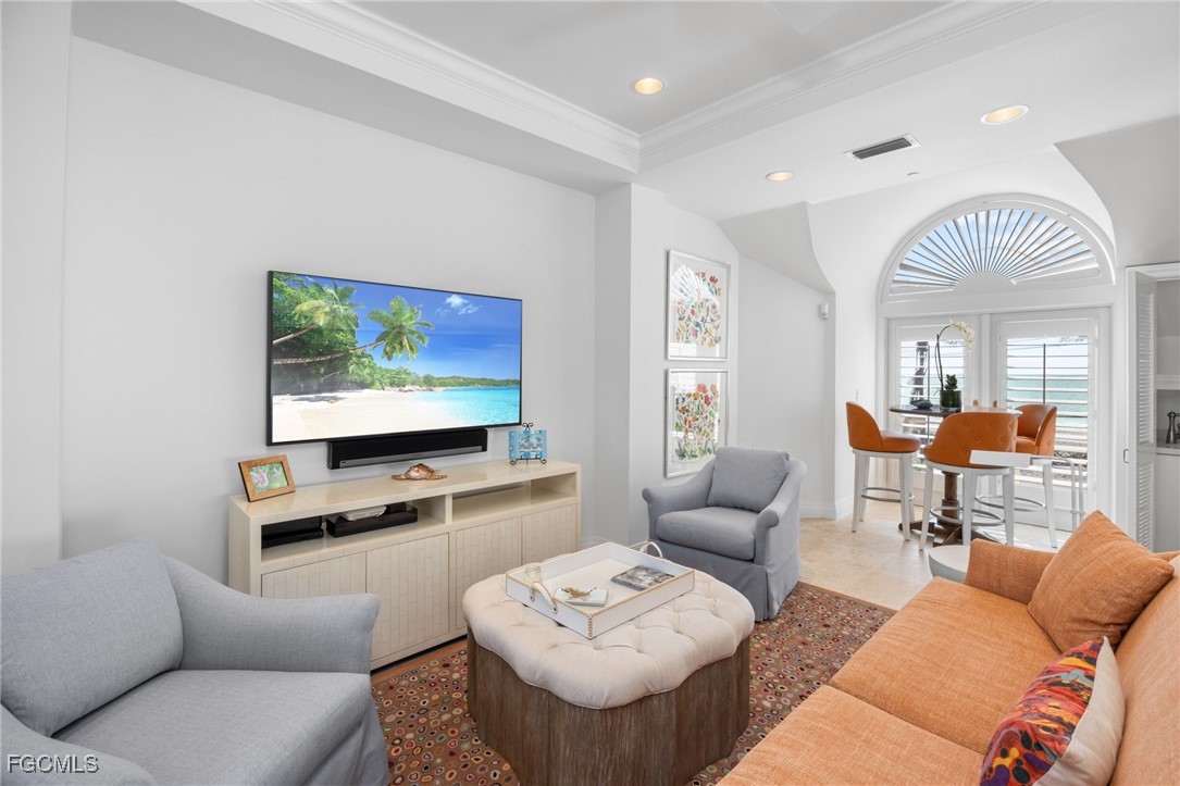 15735/737  Captiva Drive