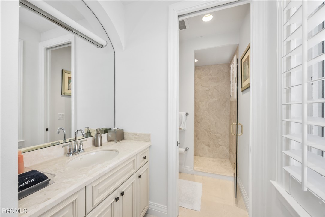 15735/737  Captiva Drive