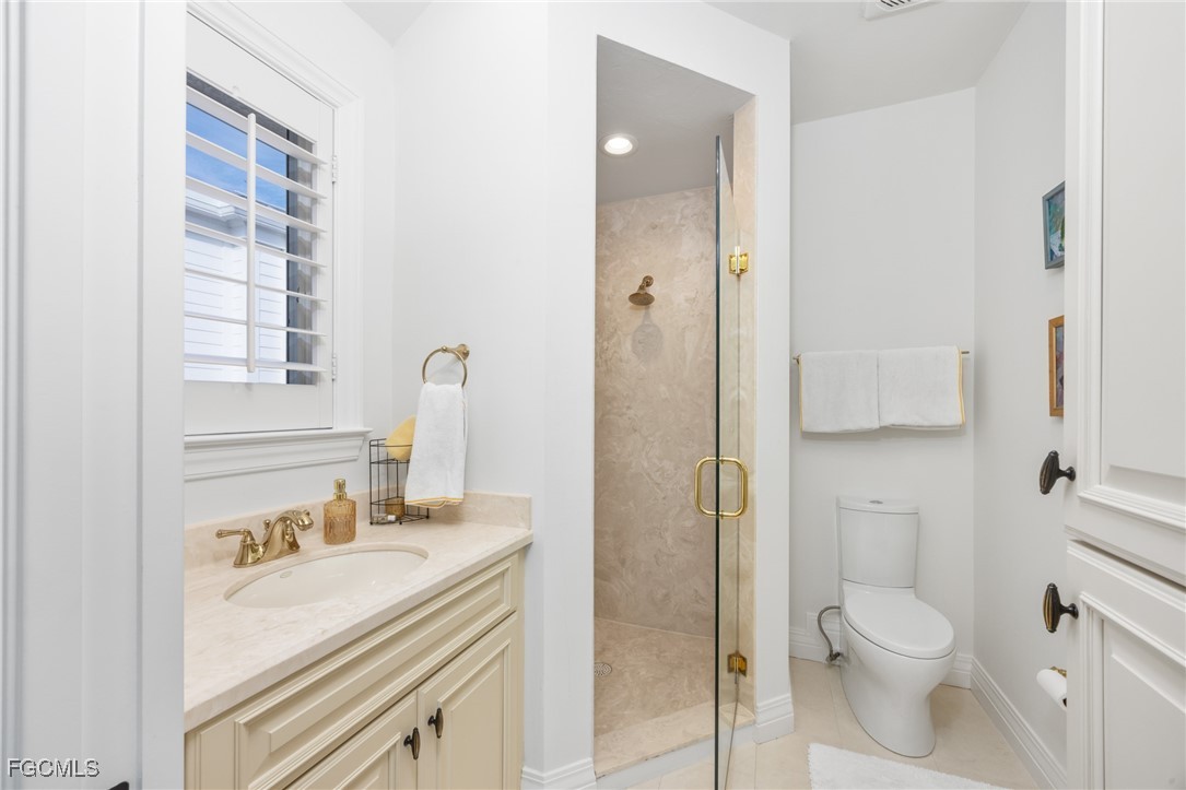 15735/737  Captiva Drive