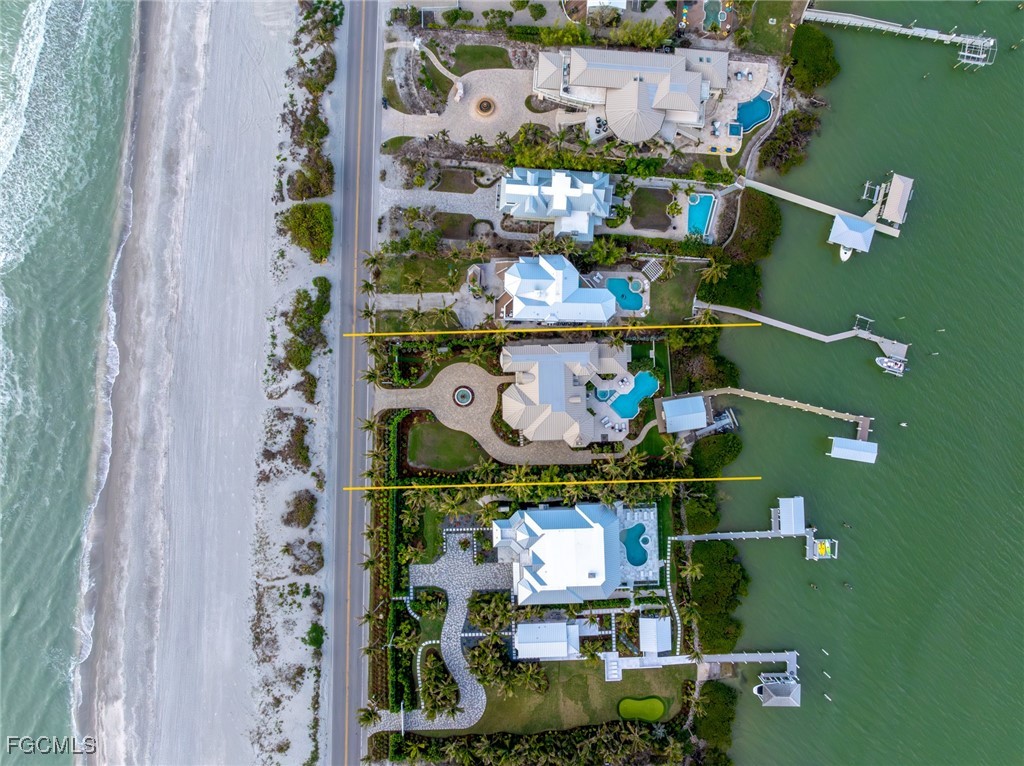 15735/737  Captiva Drive