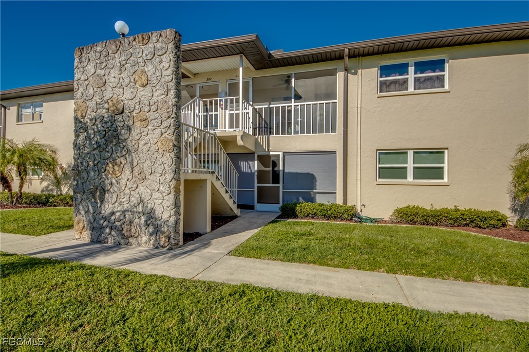2526 SE 16th Place, Apt 108
