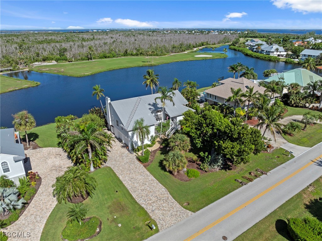 1558  Sand Castle Road