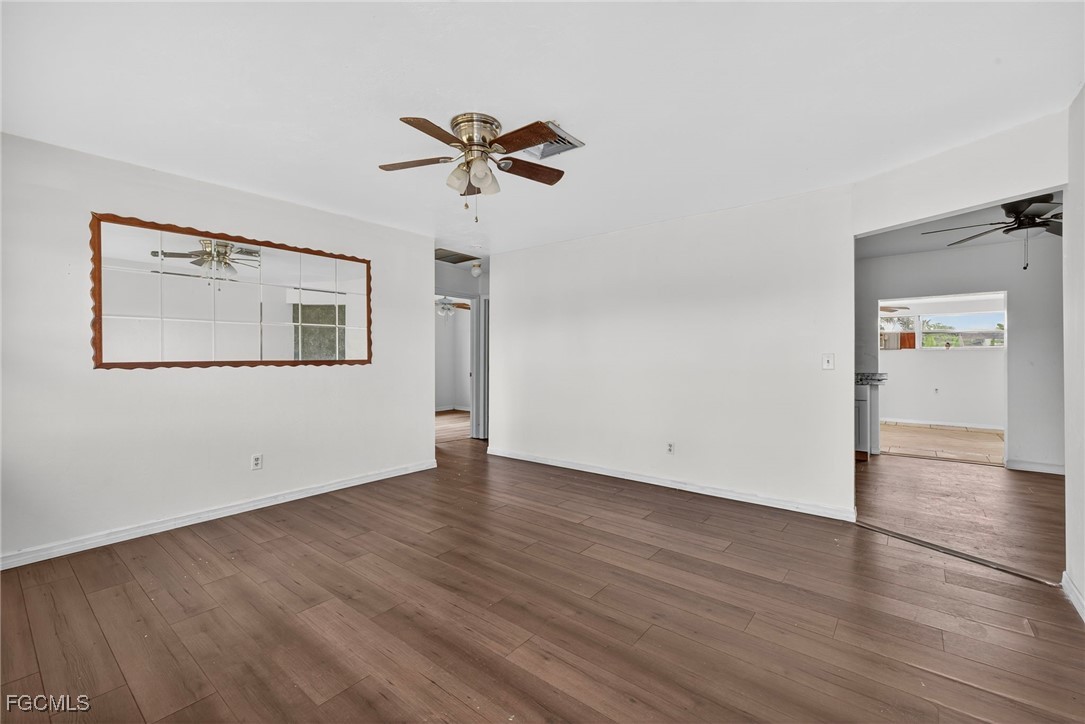 2613  Cartegena Avenue