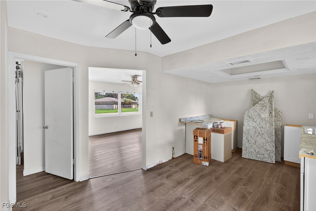 2613  Cartegena Avenue