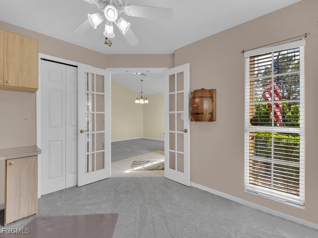 2012  Oxford Ridge Circle