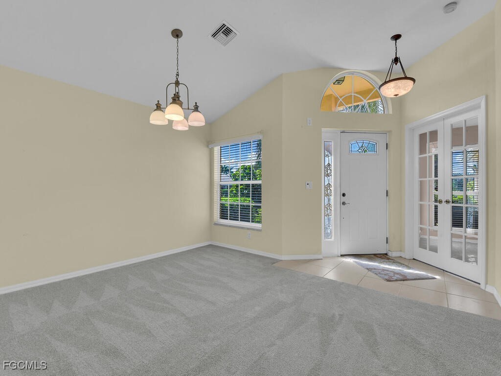 2012  Oxford Ridge Circle