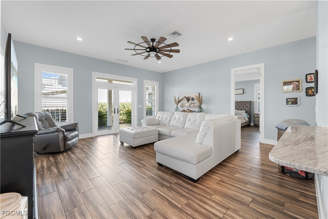 42138  Lake Timber Drive