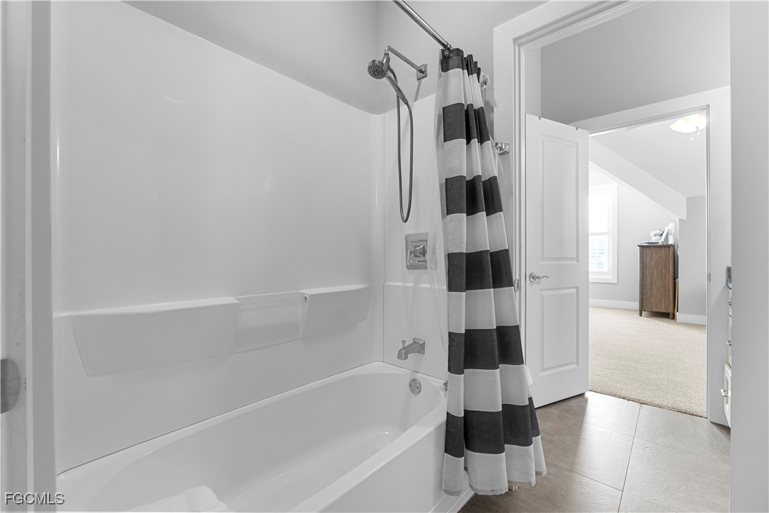 42138  Lake Timber Drive