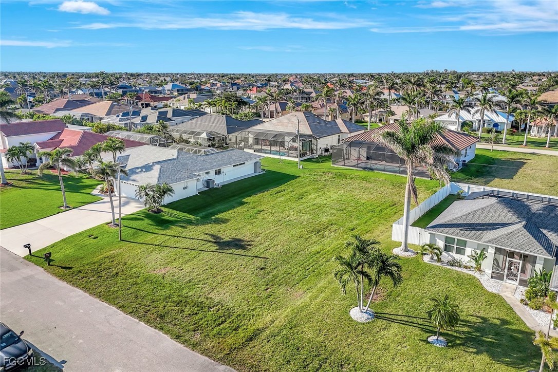 1909 SW 54th Lane