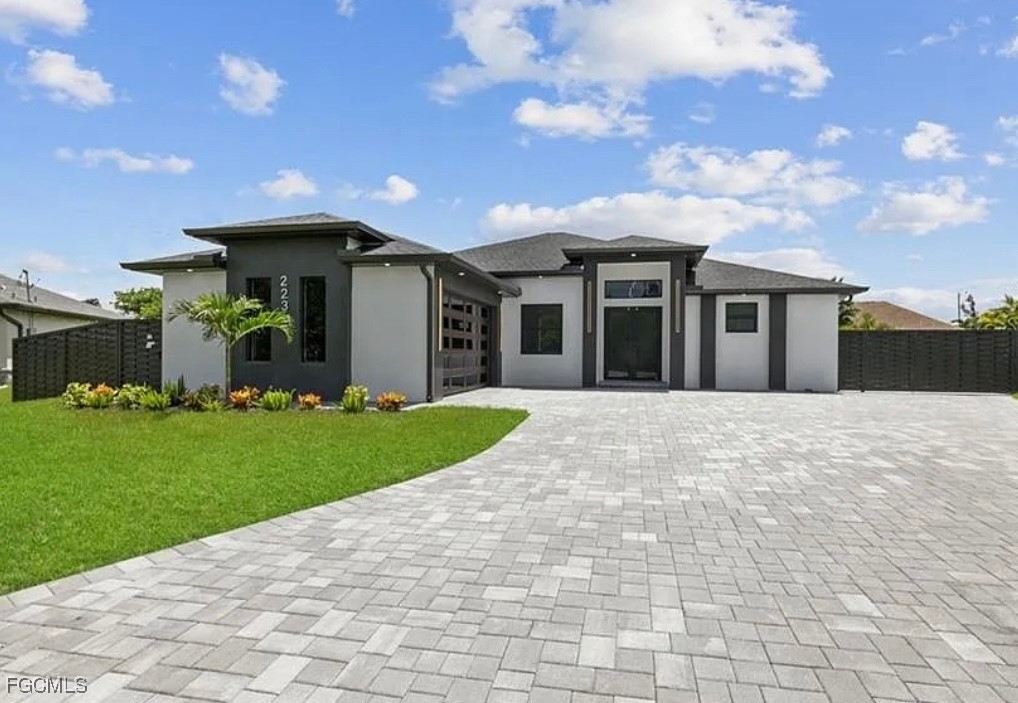 223 SW 22nd Court