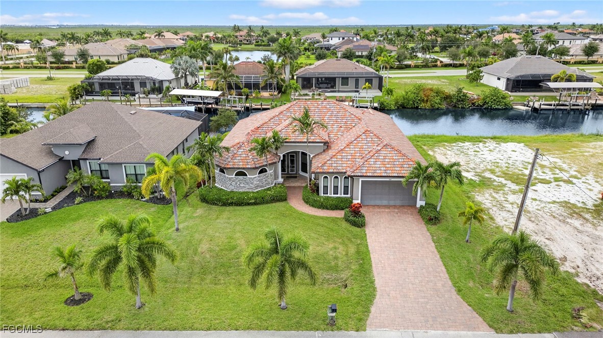 828 NW 39th Avenue
