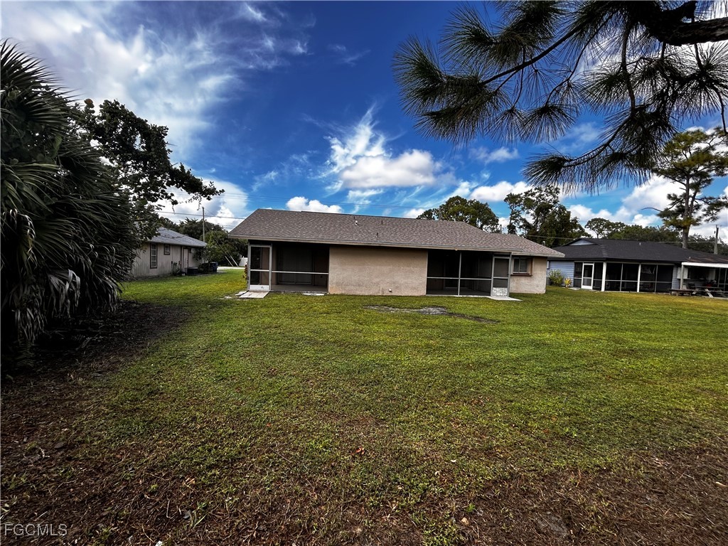 19061 / 19065  Tangerine Road