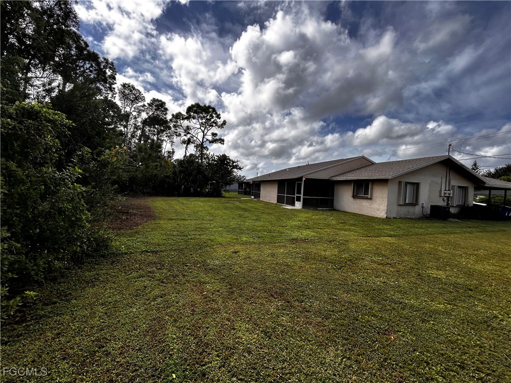 19061 / 19065  Tangerine Road