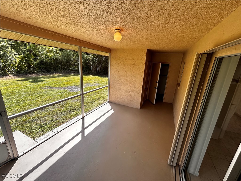 19061 / 19065  Tangerine Road