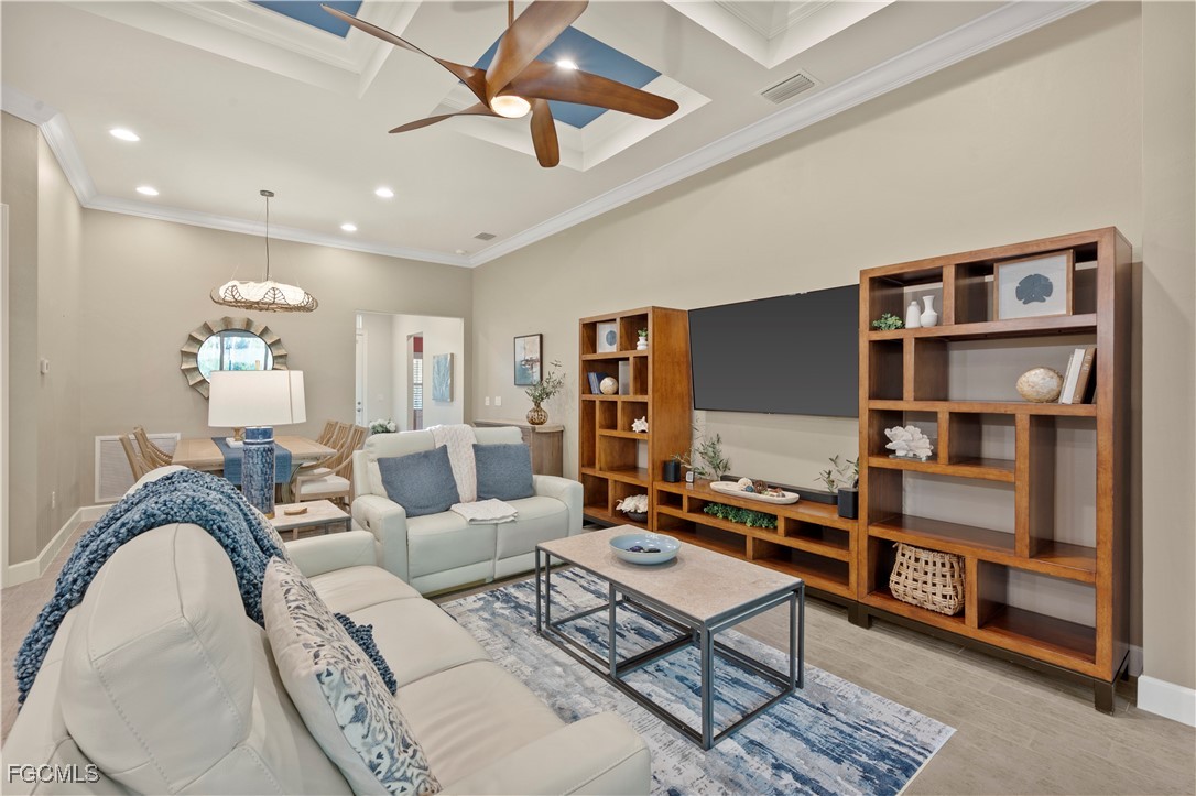 12109  Chrasfield Chase