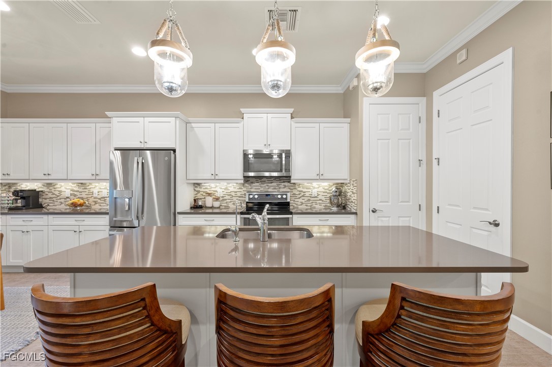 12109  Chrasfield Chase