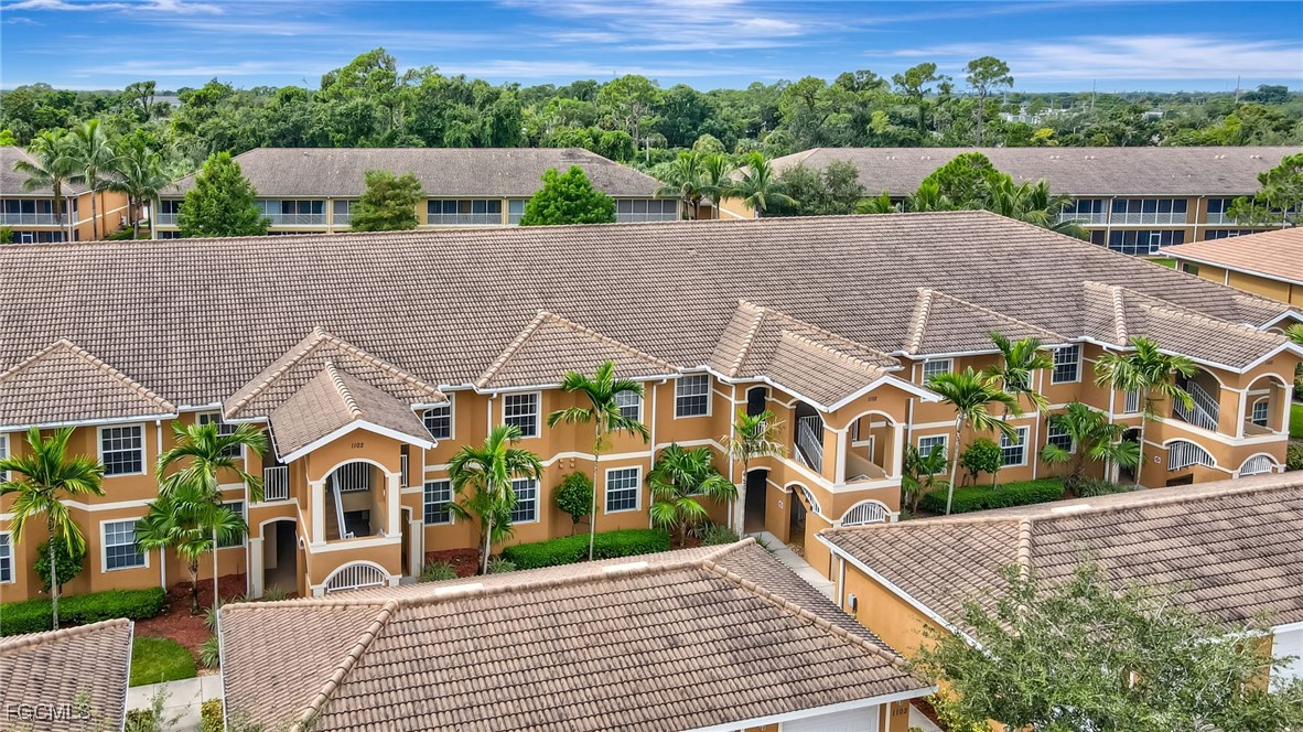 1102  Winding Pines Circle, Apt 205