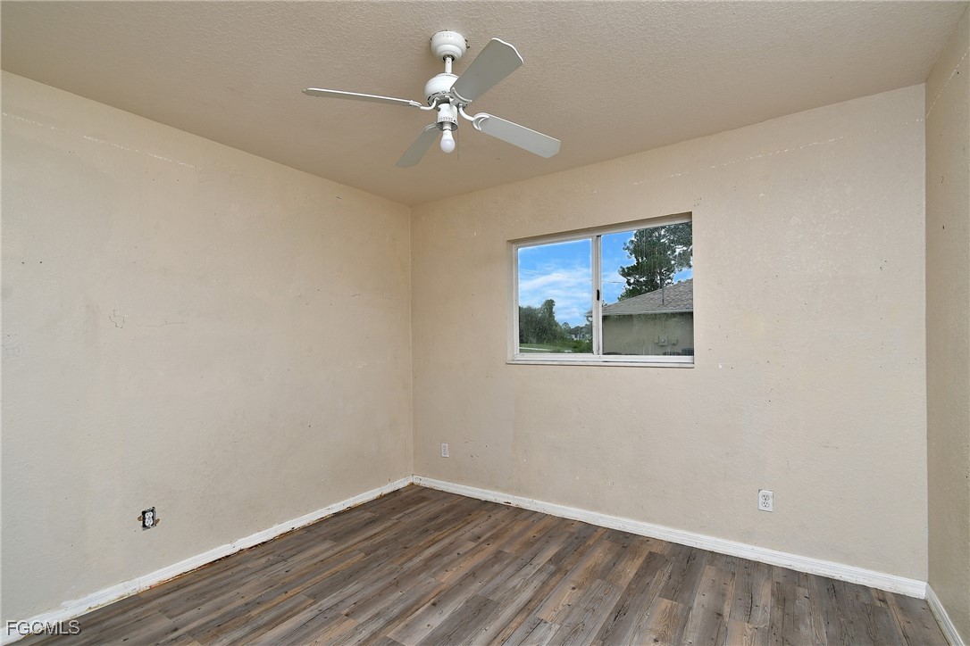 1400  Sunniland Boulevard