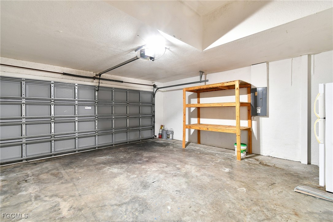 1400  Sunniland Boulevard