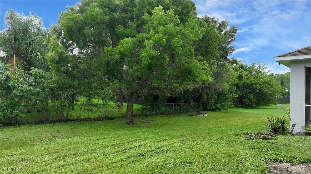 1400  Sunniland Boulevard