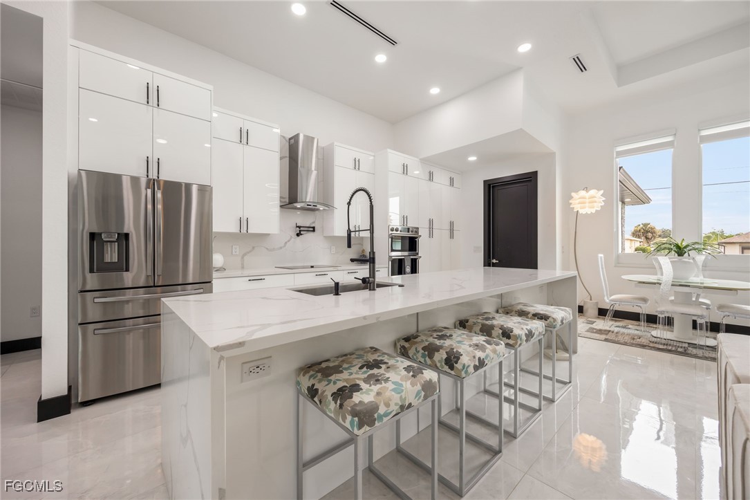 1202 SW 11th Place