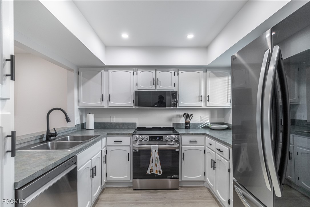 7402  Lake Breeze Drive, Apt 308