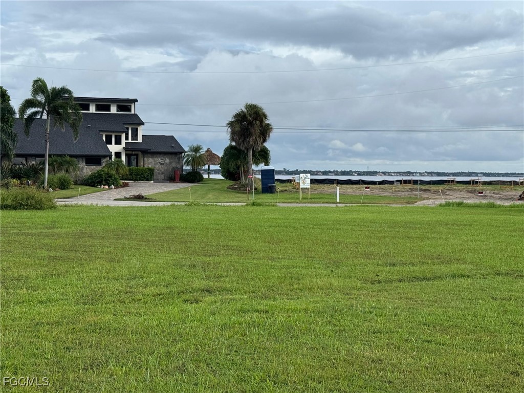 1746  Seafan Circle