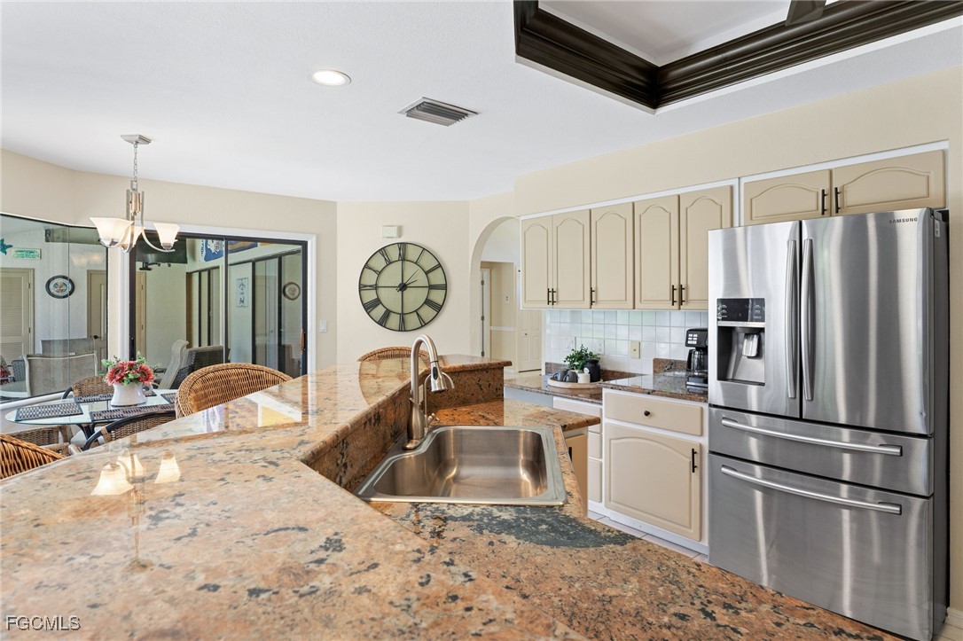 1048  Harbour Drake Drive