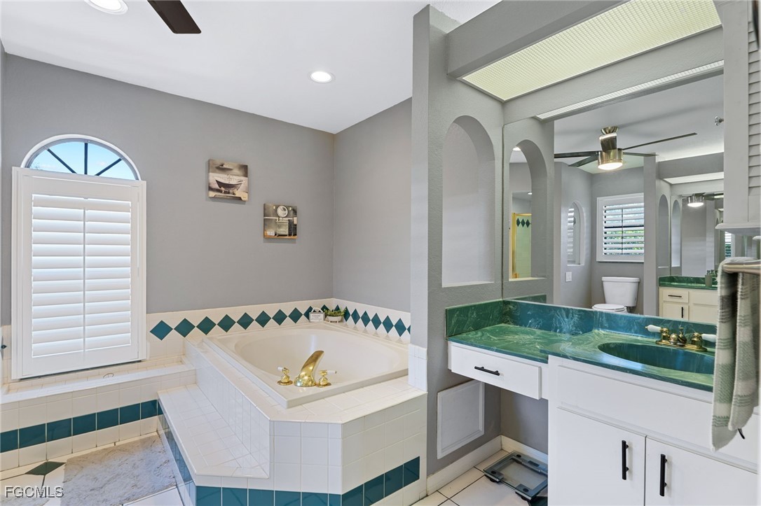 1048  Harbour Drake Drive