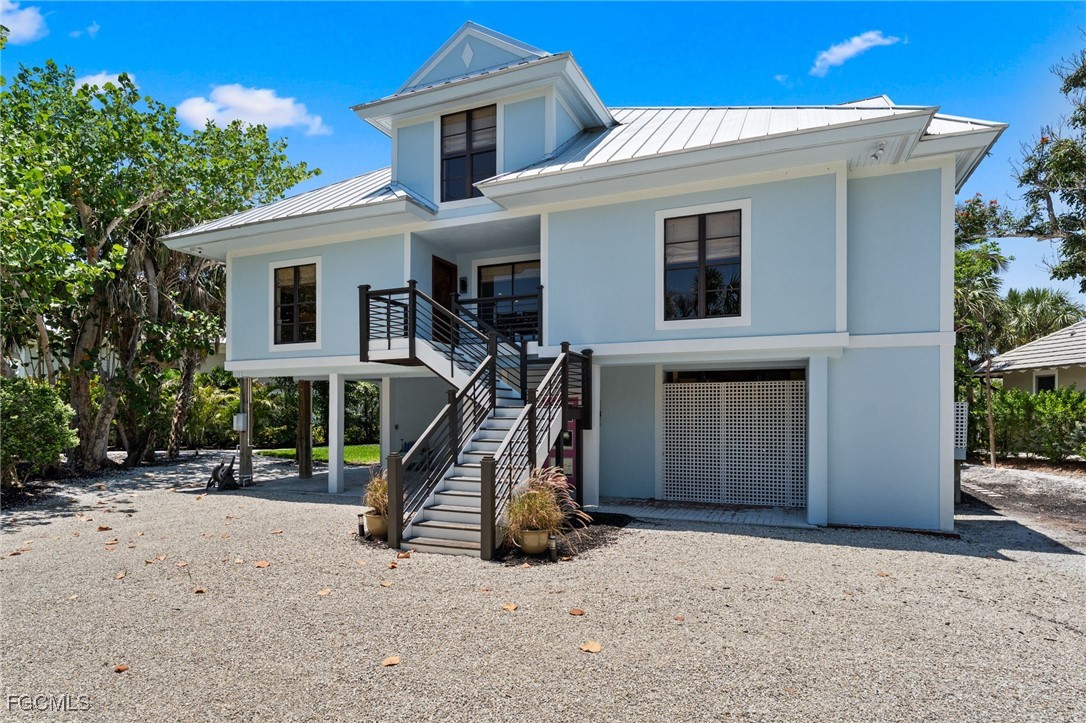419  Lighthouse Way