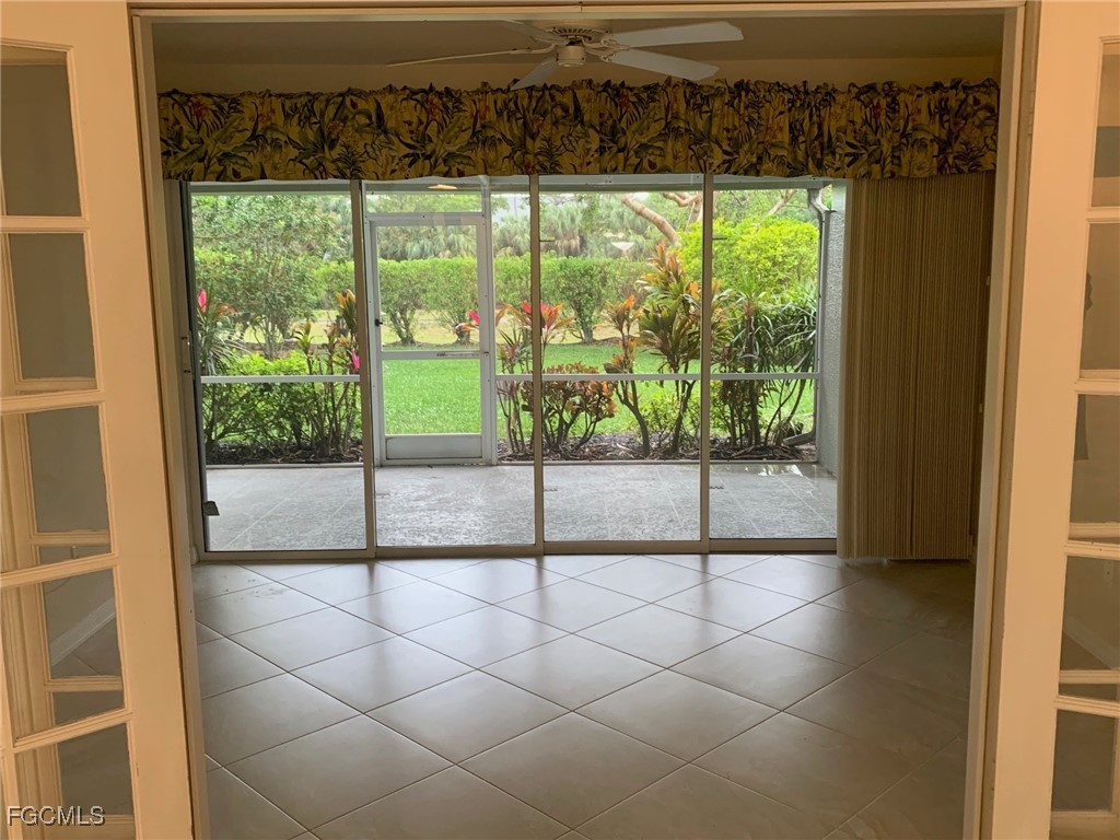 1909 W Crown Pointe Boulevard