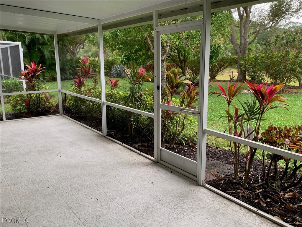 1909 W Crown Pointe Boulevard