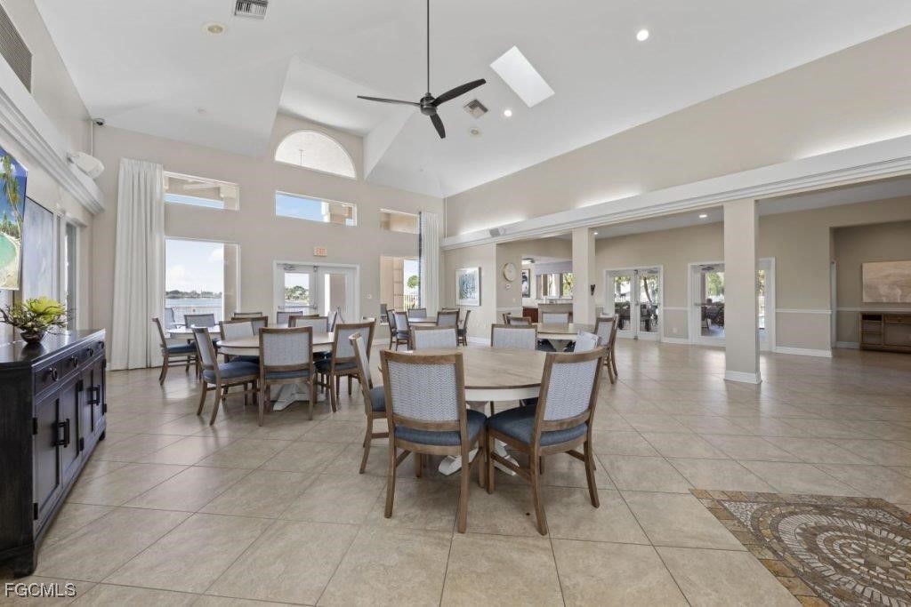 1909 W Crown Pointe Boulevard