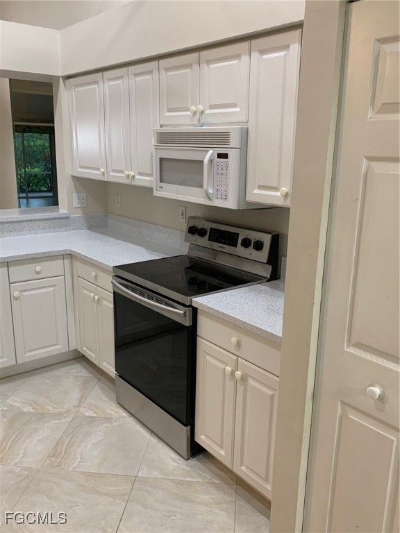 1909 W Crown Pointe Boulevard