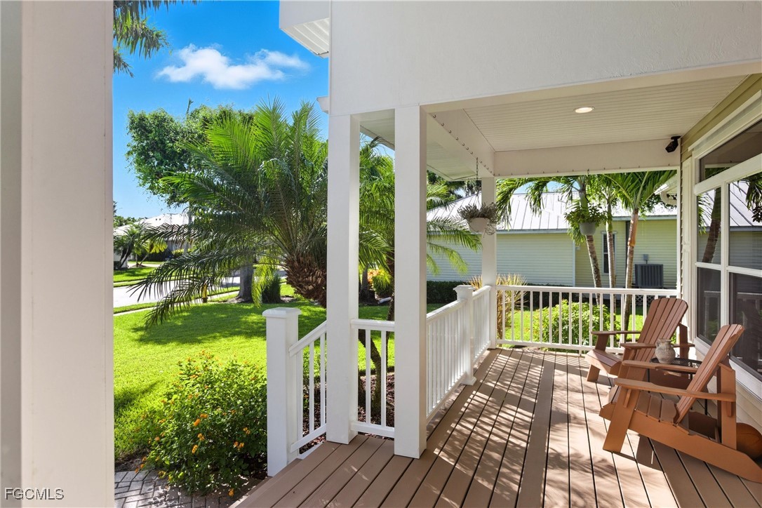 15777  Caloosa Creek Circle