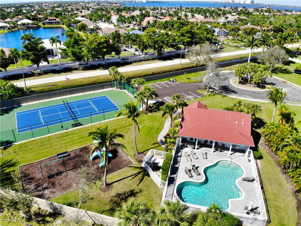 15777  Caloosa Creek Circle