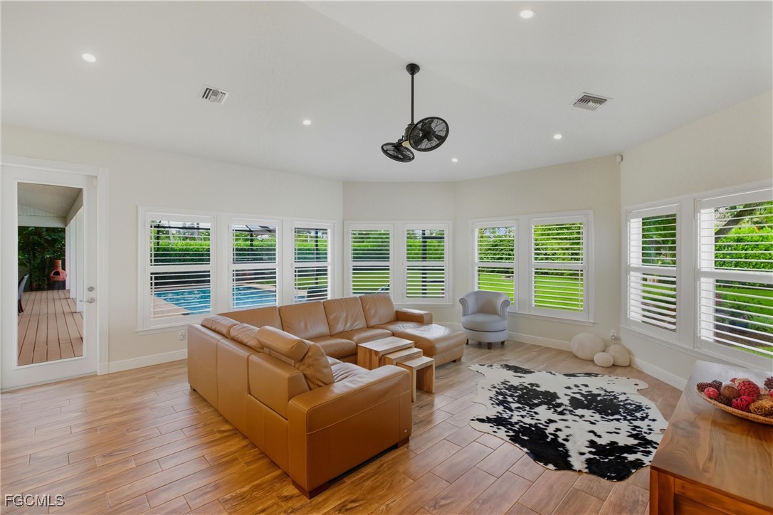 15777  Caloosa Creek Circle