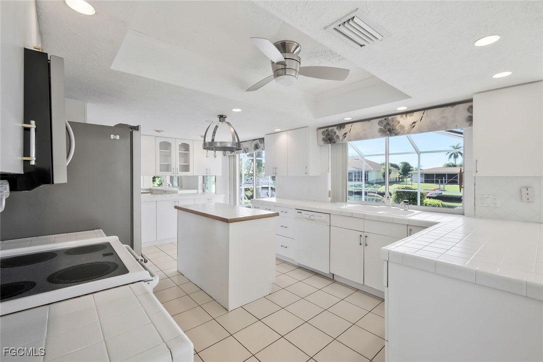 206 SE 37th Terrace