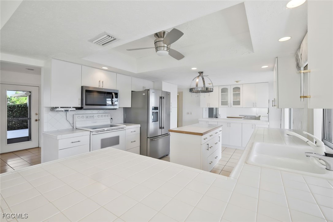 206 SE 37th Terrace