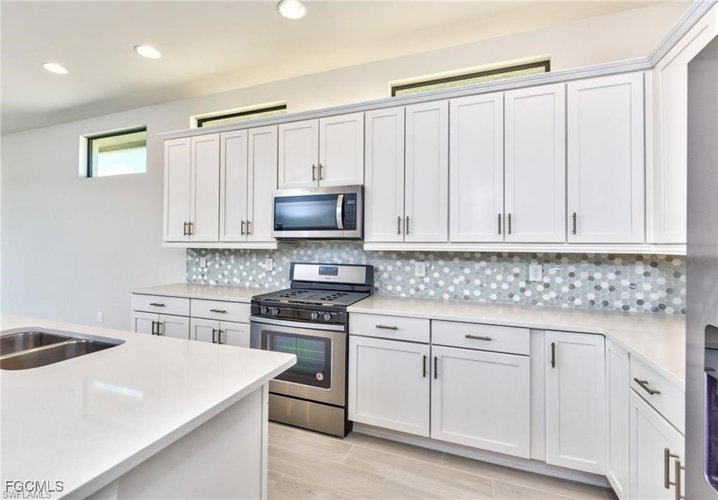 15241  CORTONA Way