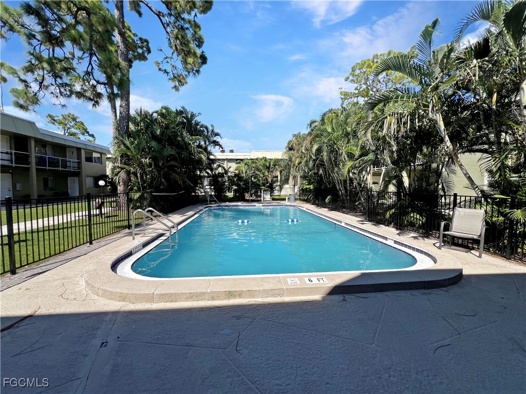 1852-D  Golfview Avenue, Apt 35