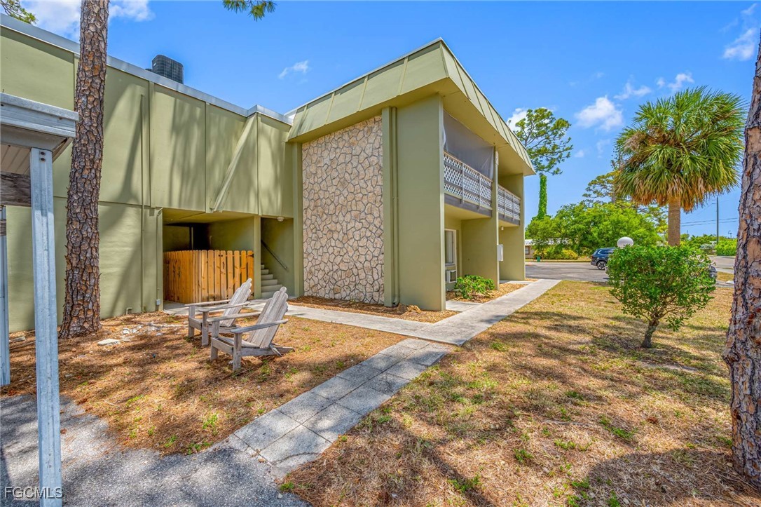 1852-D  Golfview Avenue, Apt 35