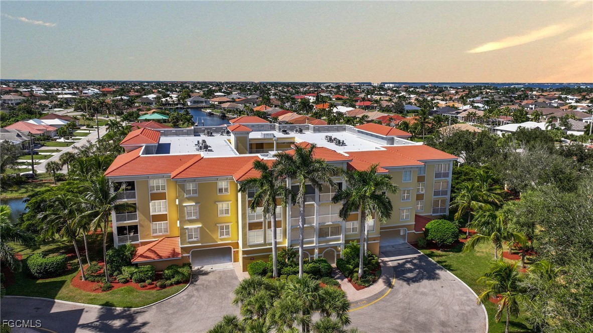 255 W End Drive, Apt 4204