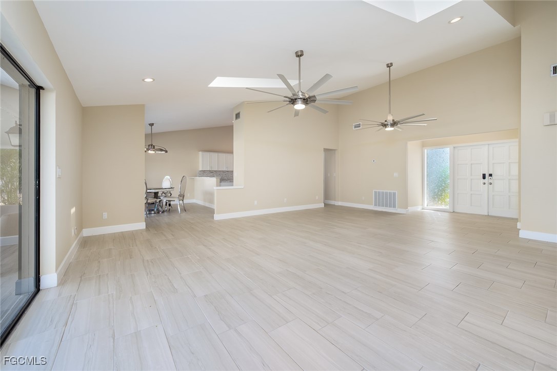 1416 SE 11th Place