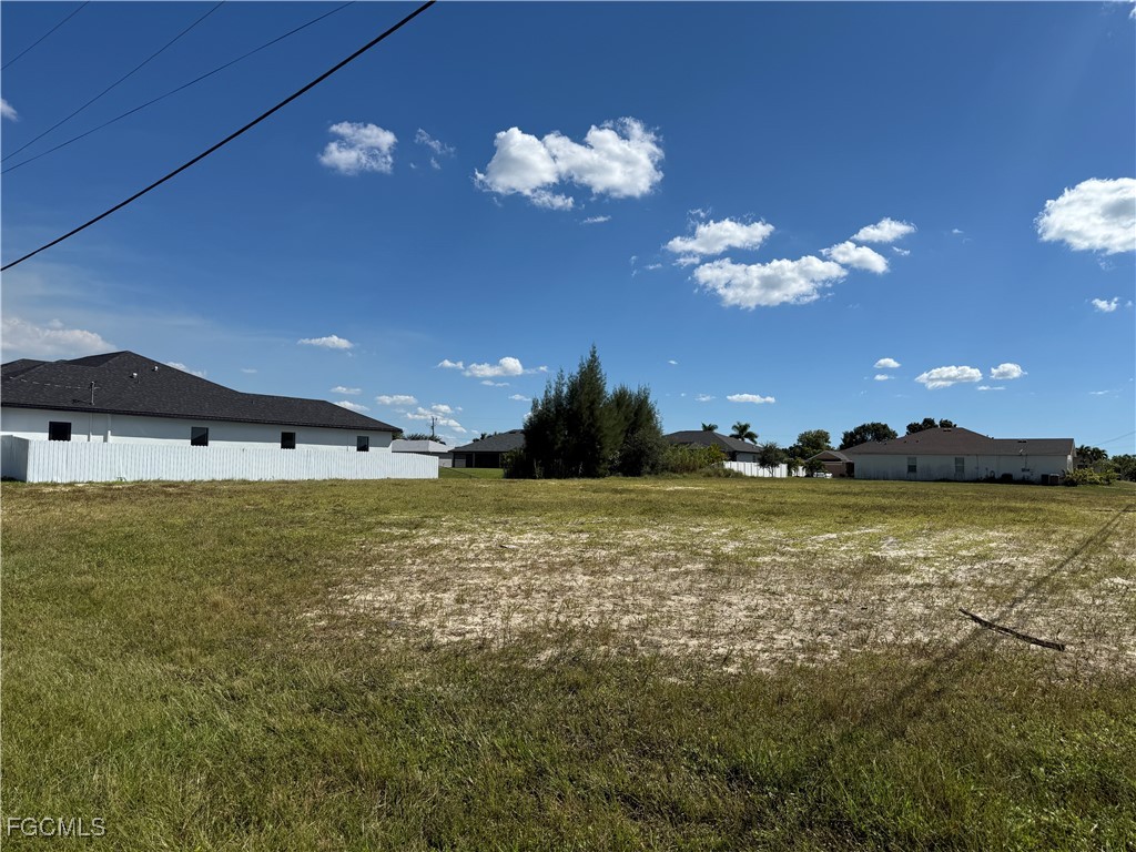 2805 SW 7th Place