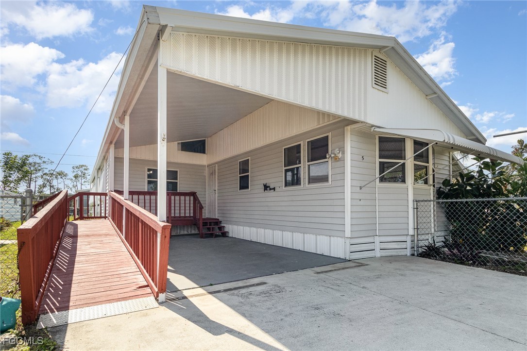 19621 N Tamiami Trail, Apt 5