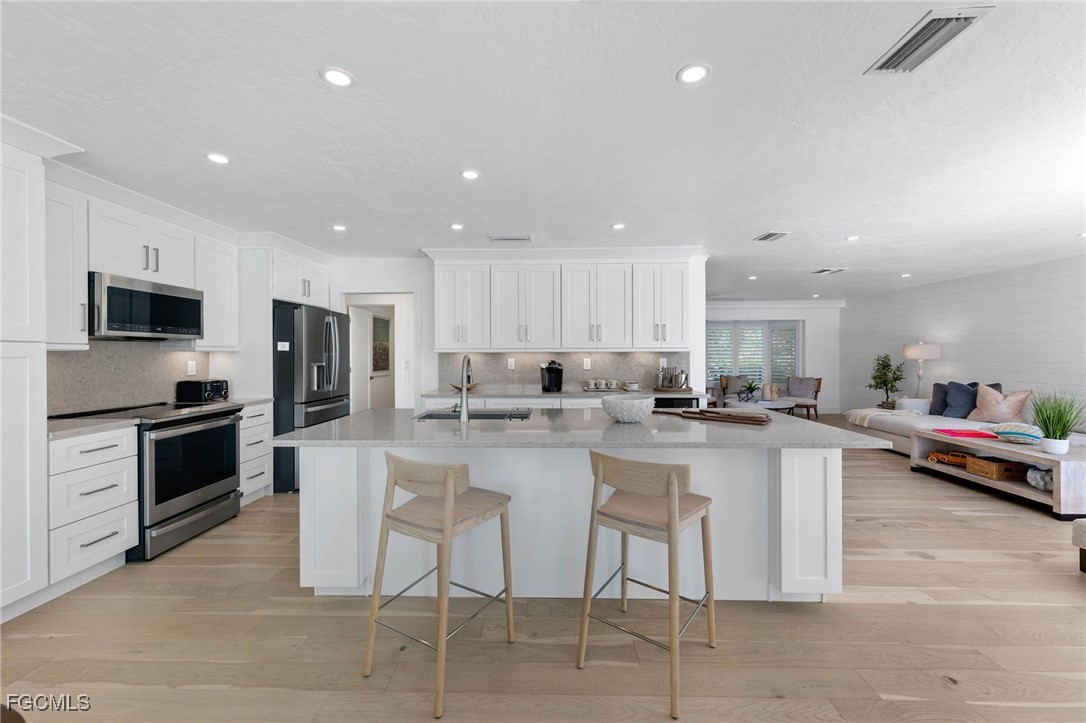 14701  Fair Havens Road