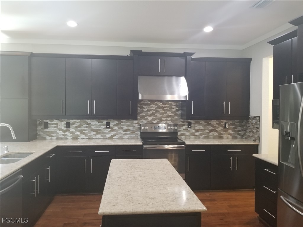 11651  Oakwood Preserve Place