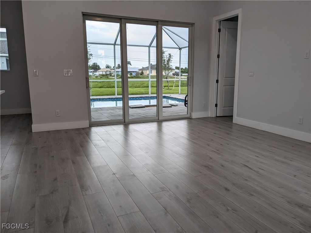 3027 SW 16th Place