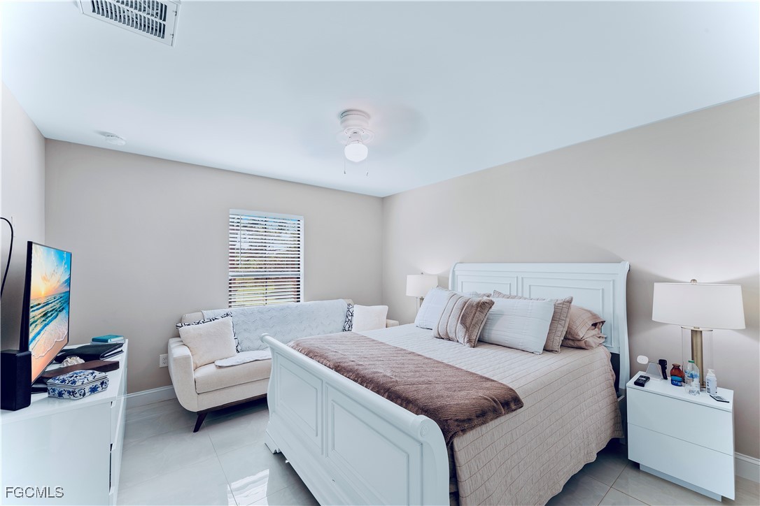 4465/4467  30th Street